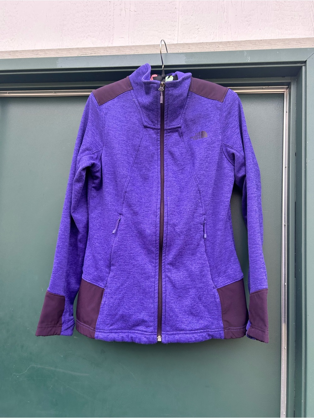 The North Face Women's Purple Full-Zip Utility Jacket with Dark Contrast